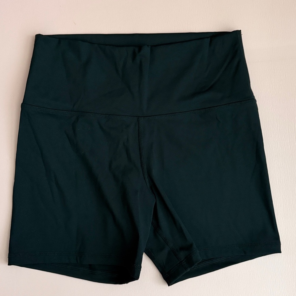 Gilly Hicks Women’s Bike Shorts